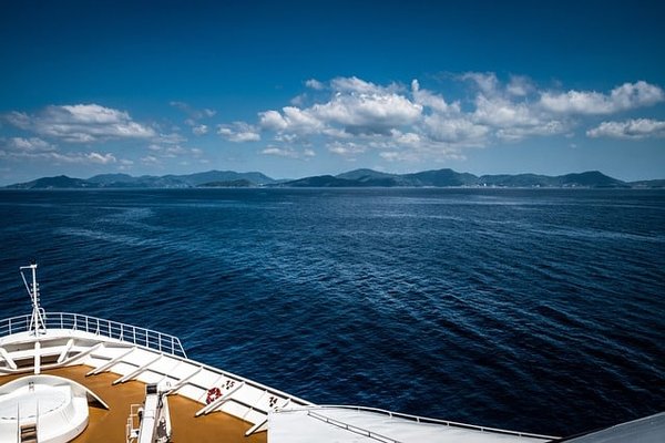 Quelles sont les destinations possibles pour une croisière au départ de Biarritz ?