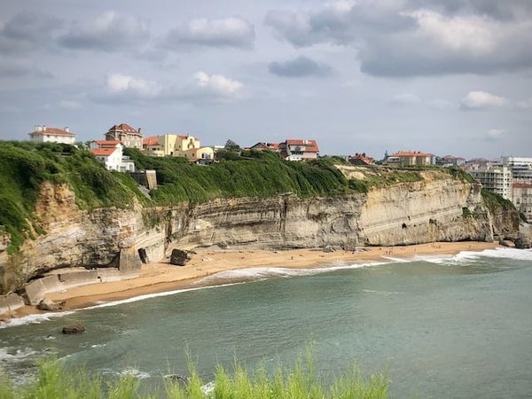 Les conseils essentiels pour réussir votre road trip à Biarritz